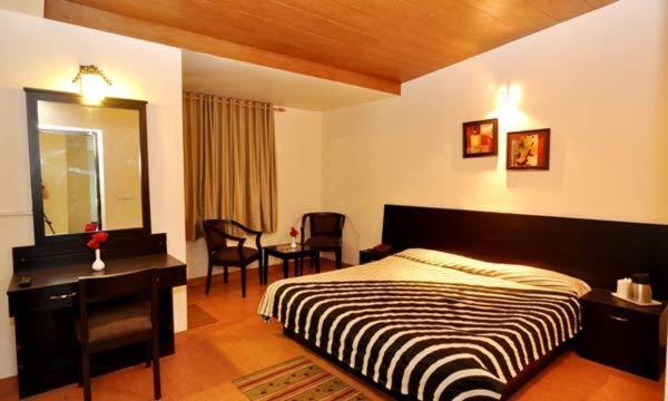 Hotel Suman Paradise Nainital Habitación foto
