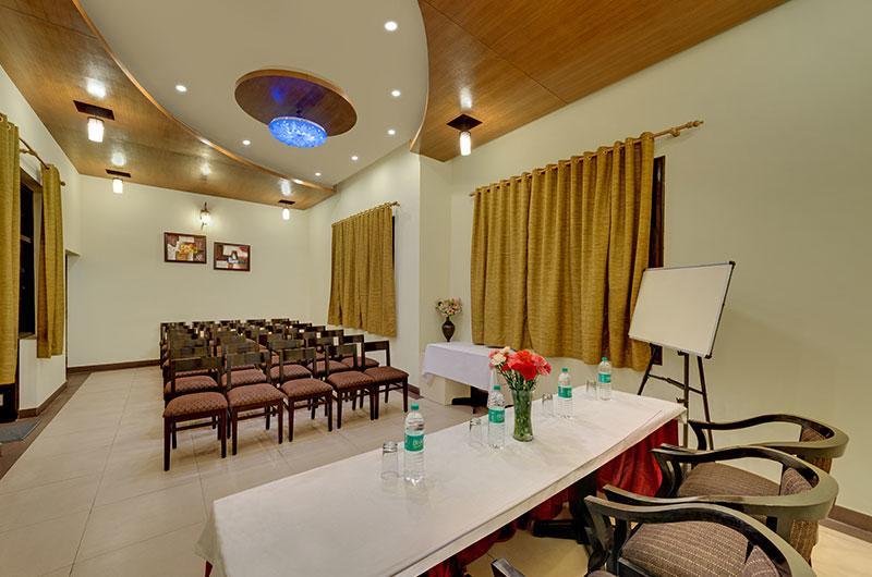 Hotel Suman Paradise Nainital Exterior foto