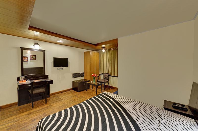 Hotel Suman Paradise Nainital Exterior foto
